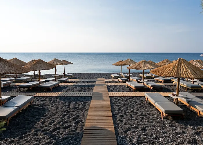 Kamari Beach Hotel