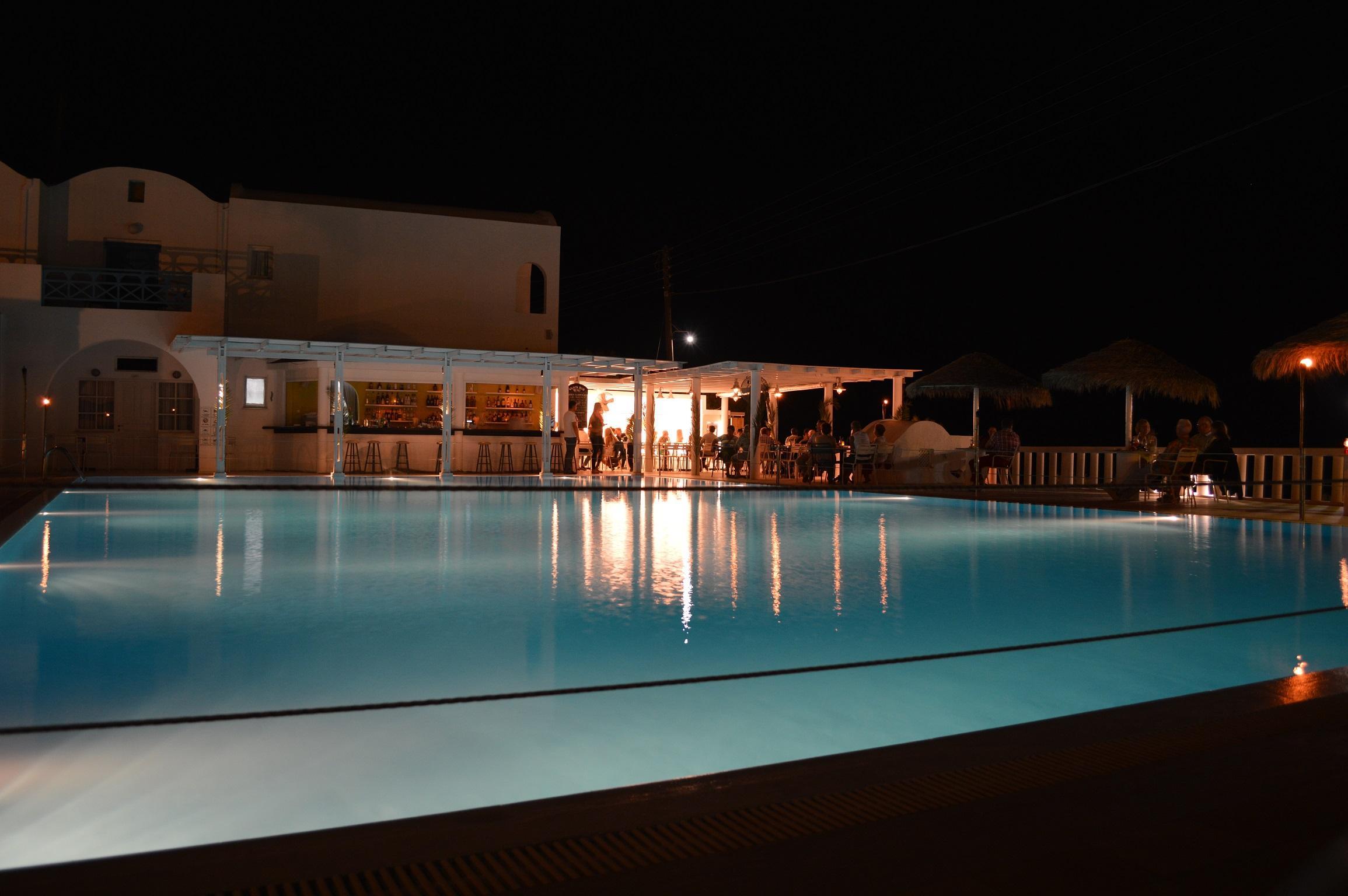 Kamari Beach Hotel Hotel