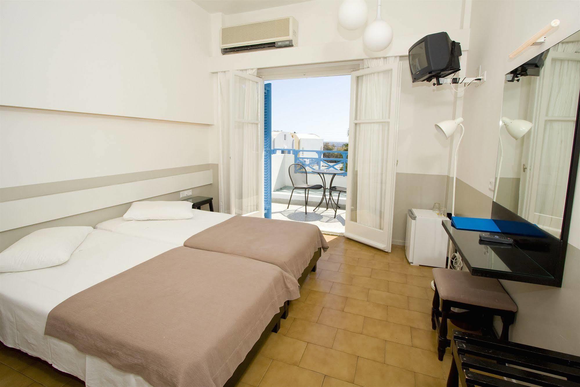 Kamari Beach Hotel Hotel Kamari (Santorini)