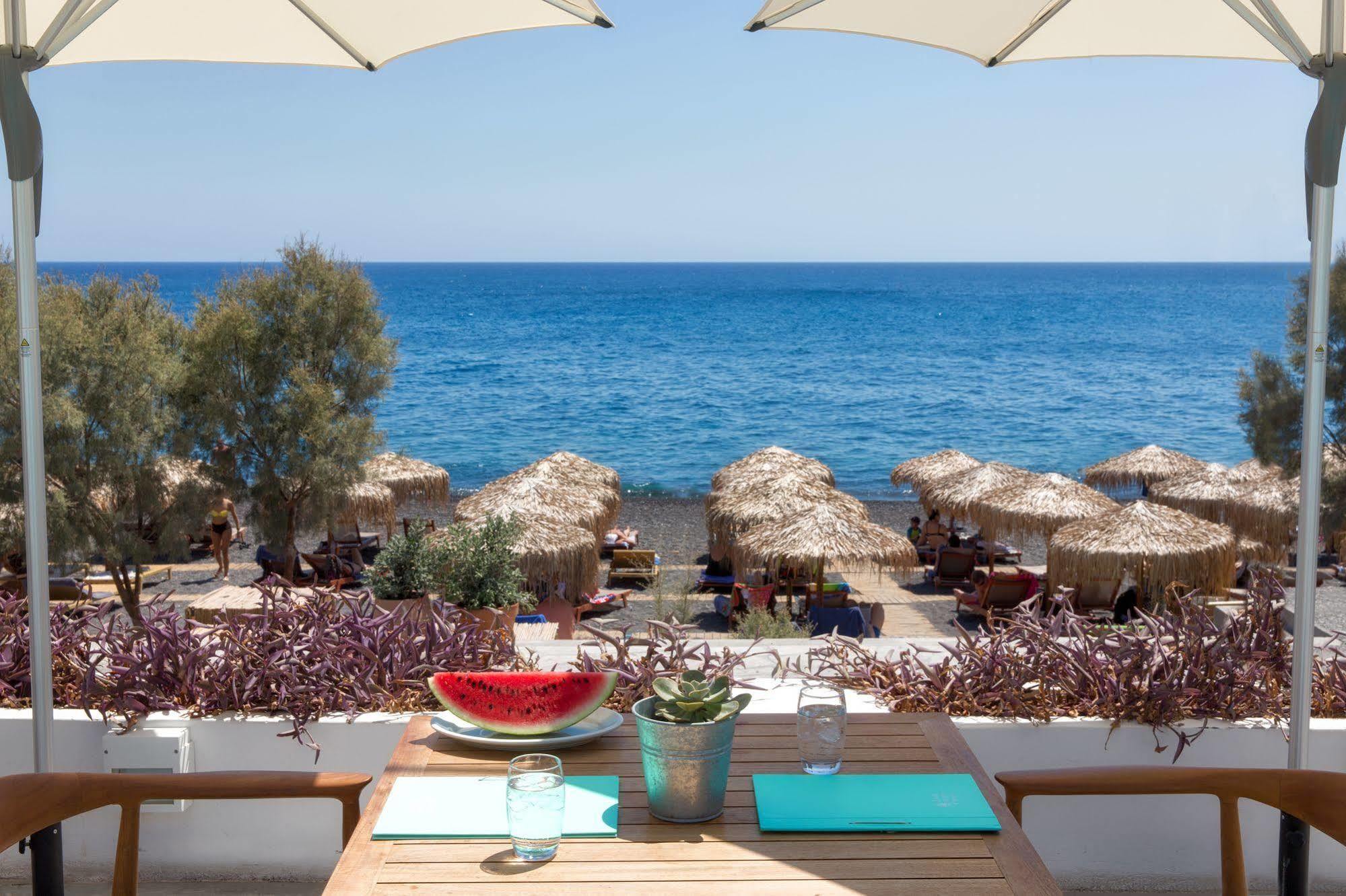 Kamari Beach Hotel 3* Kamari (Santorini)